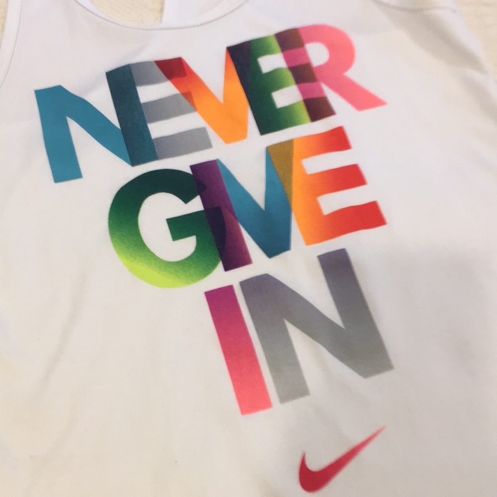 Nike tank top “never give in “ size xs - Picture 4 of 6
